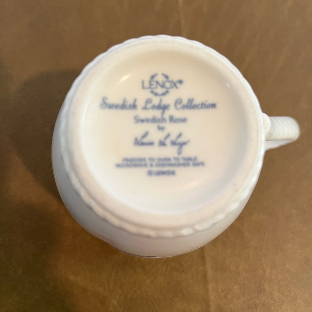 Vintage Lenox Swedish Lodge Collection Swedish Rose China Mug - Picture 6 of 8